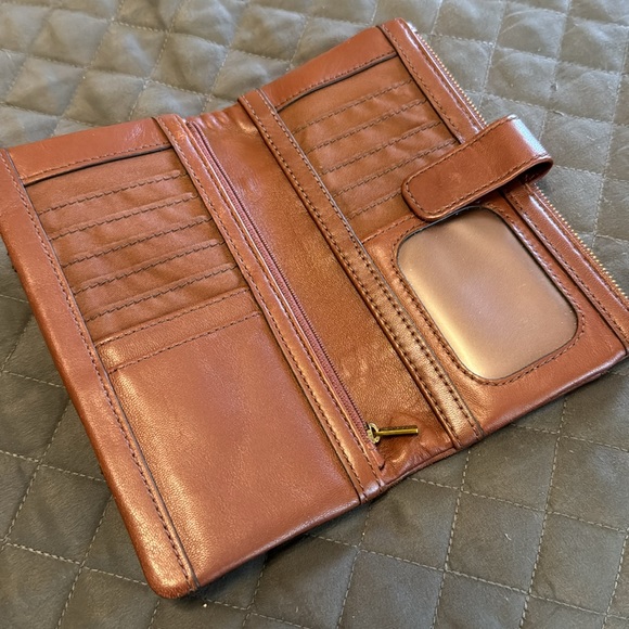Fossil wallet. - Picture 2 of 6